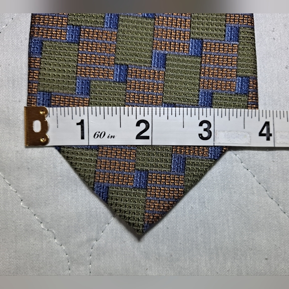 Gianfranco Ruffini 💯 Silk Designer Necktie 58" x 3.75" Green/Gold/Blue Squares - Picture 8 of 9